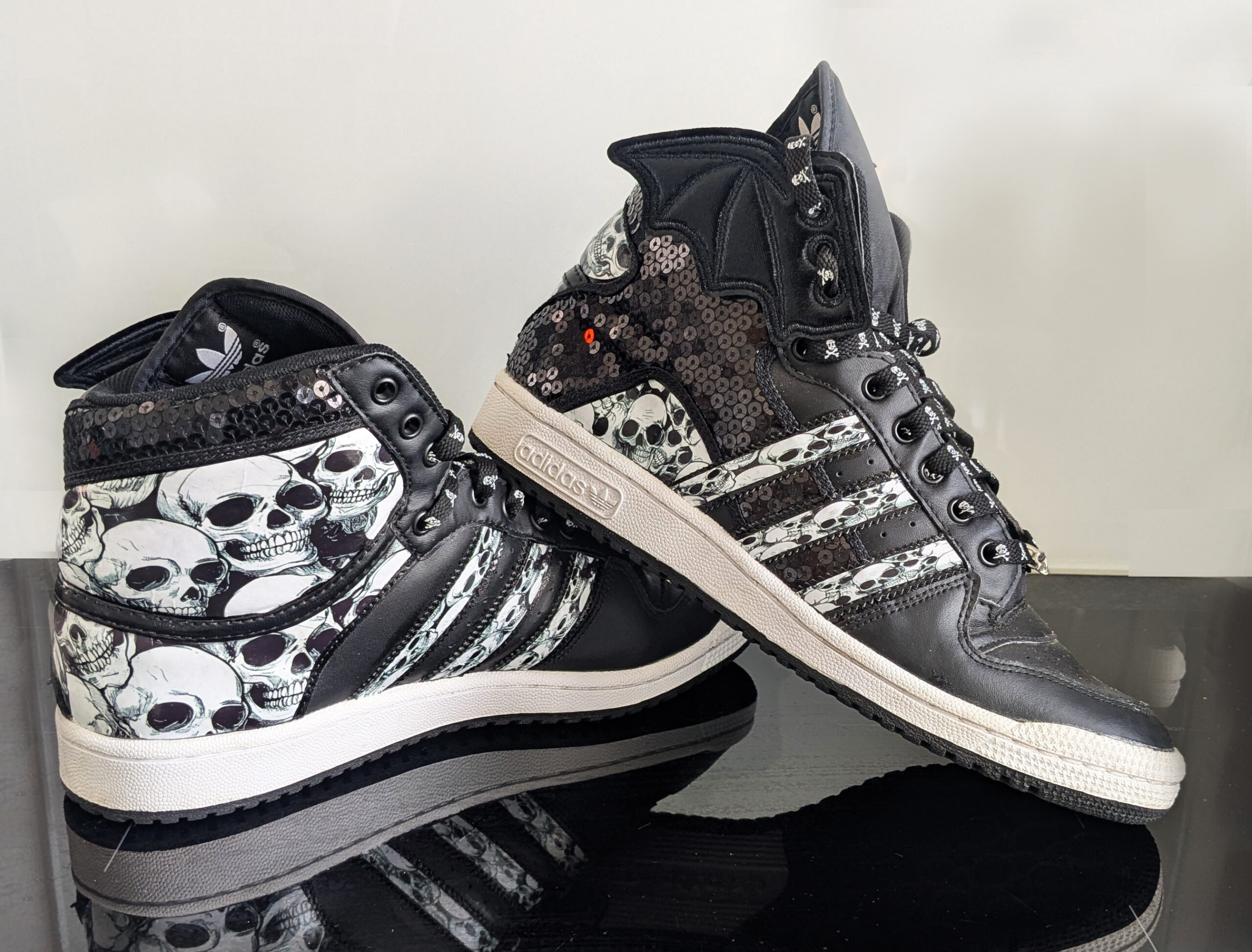 Custom Skull Adidas